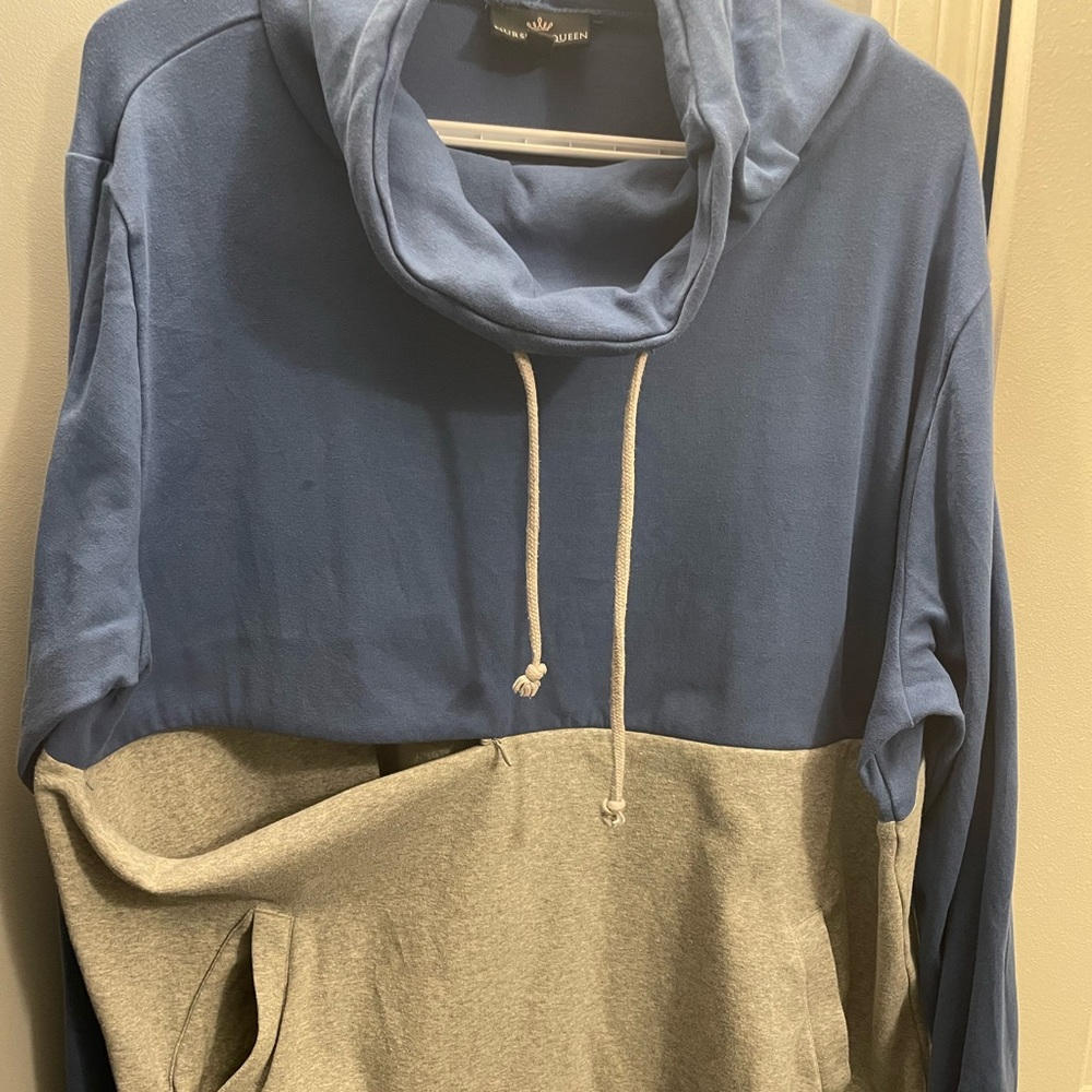 Nursing Queen 1X Hoodie
